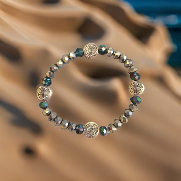 Silver /Blue beaded bracelet w silver pieces - Picture 2 of 2